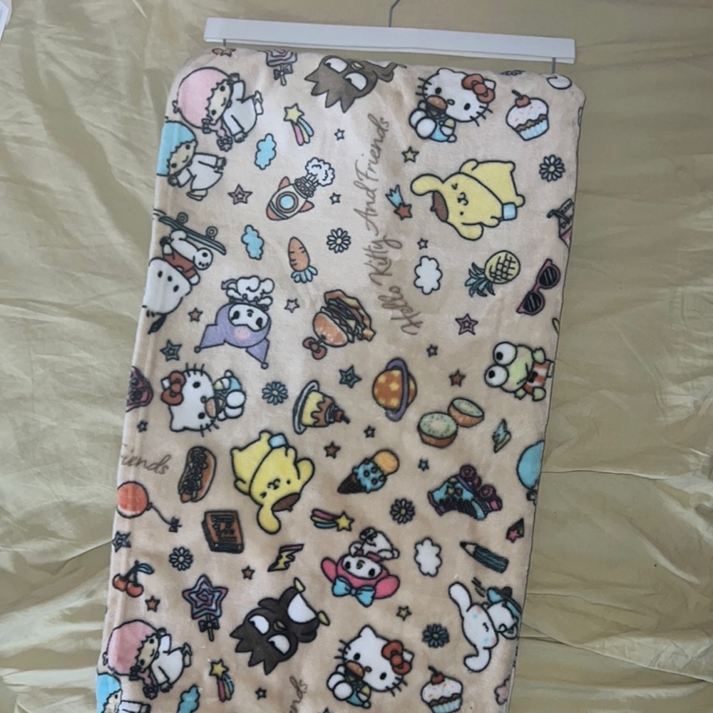 Sanrio Cream Cartoon Print Blanket